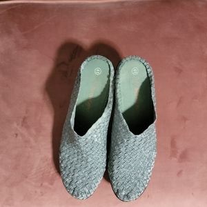 Bernie Mev size 10.5 silver mule clogs